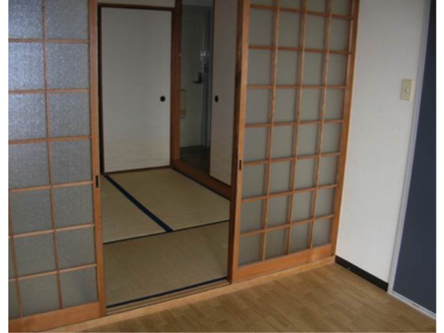 内装３