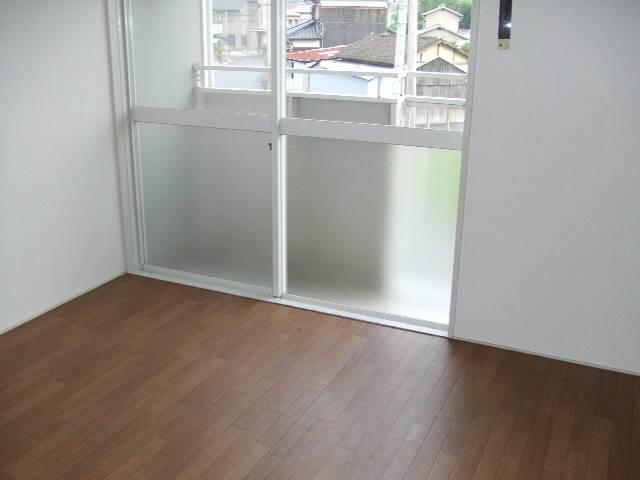内装２