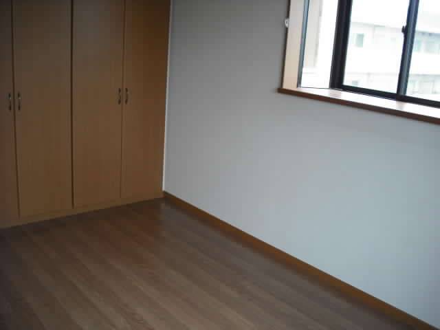 内装１０