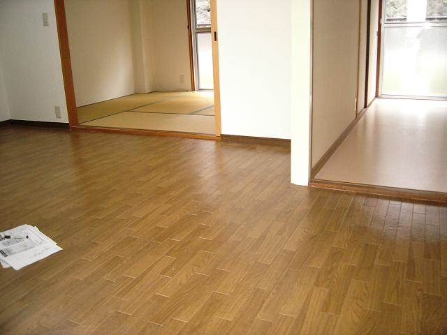 内装３