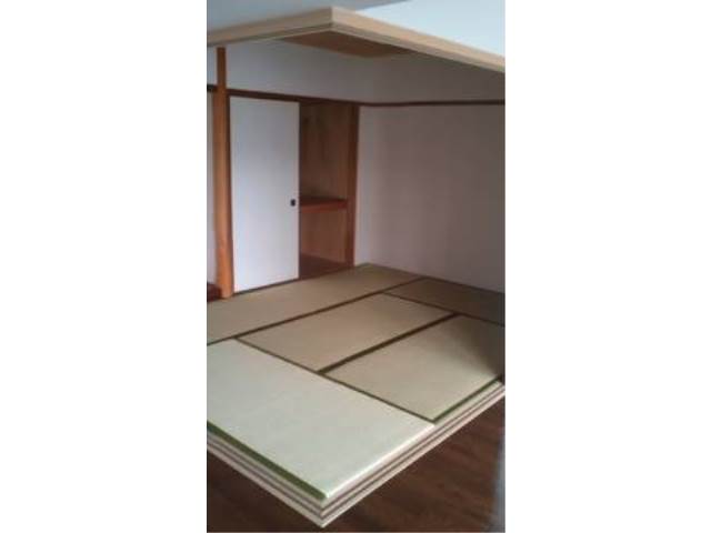 内装６