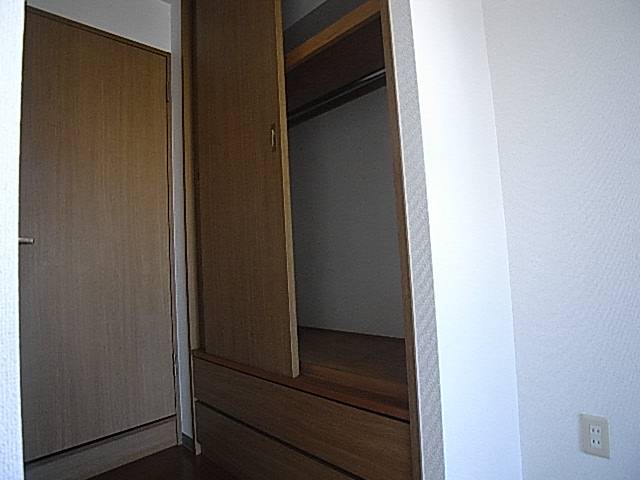 内装４