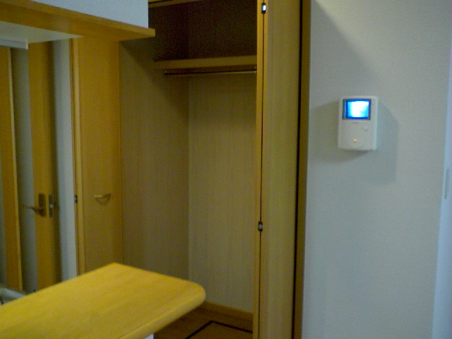 内装４
