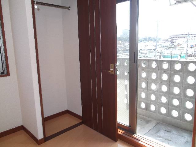 内装１１