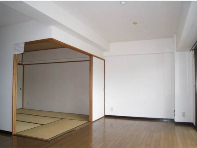 内装３