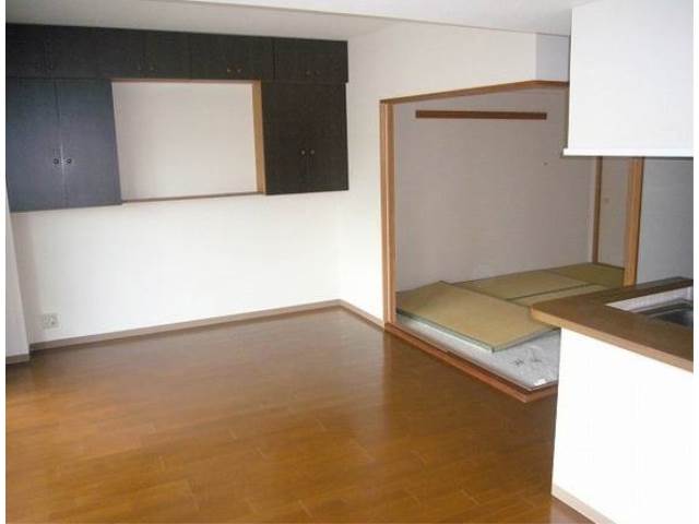 内装１
