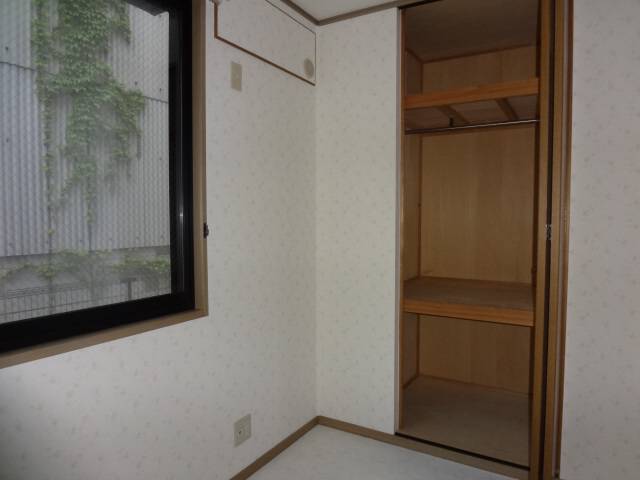 内装９