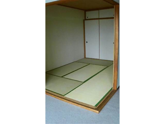 内装２