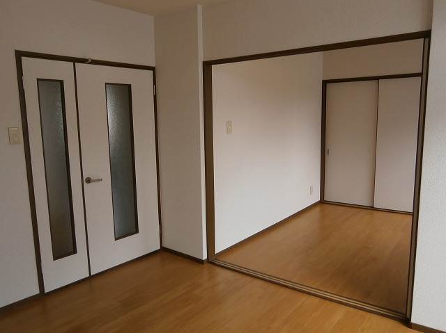 内装４