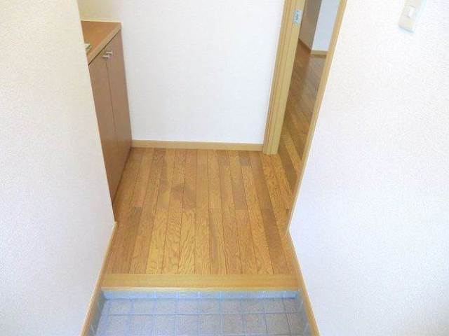 内装７