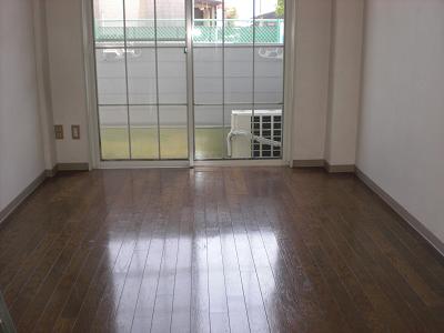 内装３