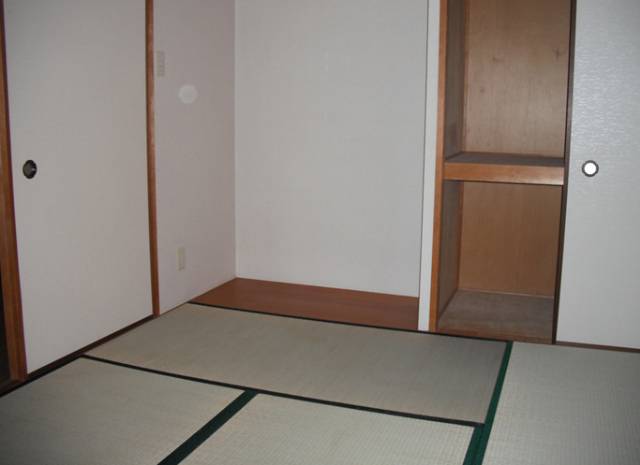 内装４