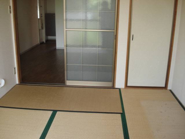 内装３