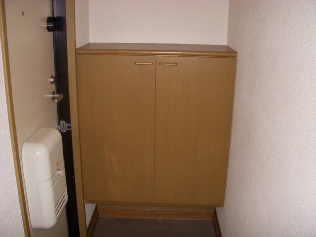 内装４