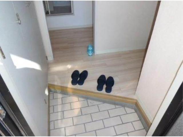 内装８