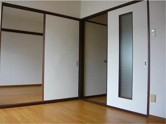 内装６