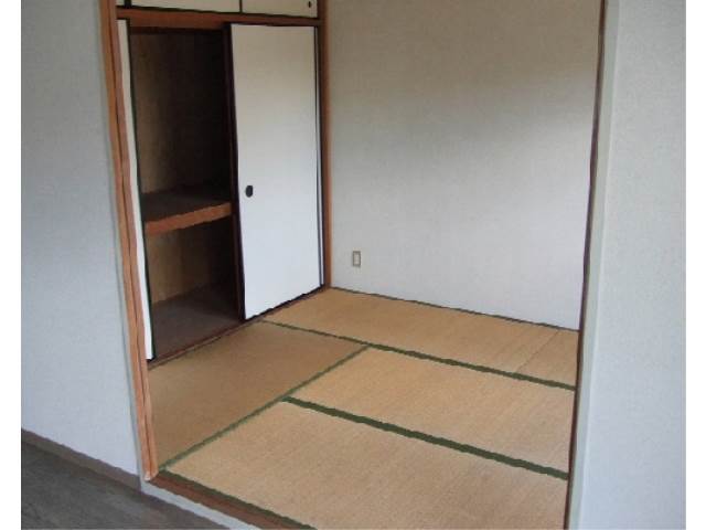 内装２