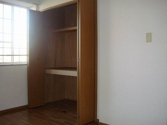 内装２