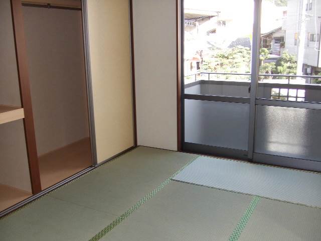 内装４