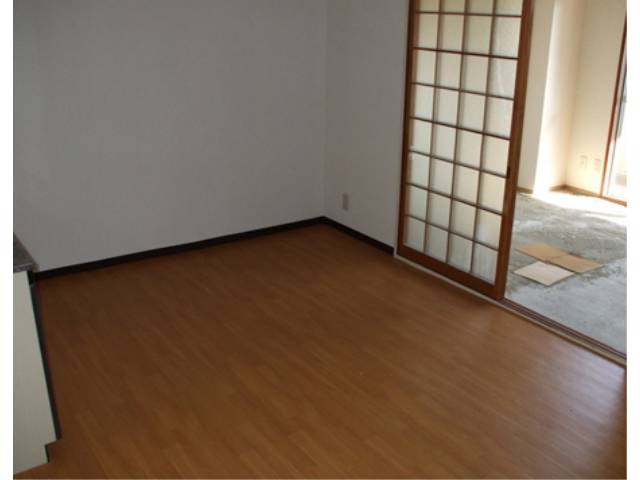 内装３