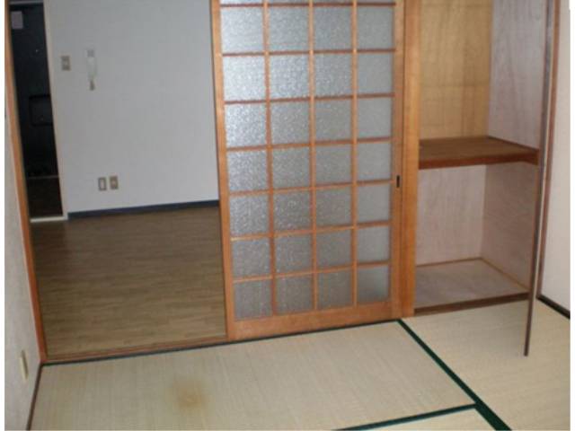 内装３