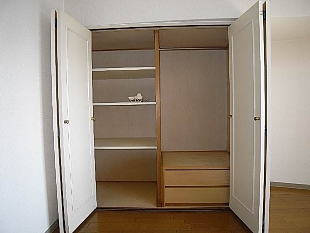 内装３