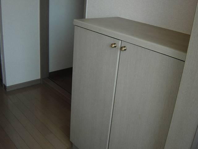内装７
