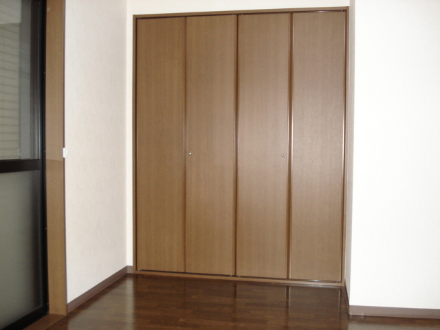 内装４