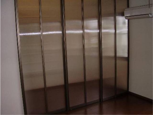 内装４