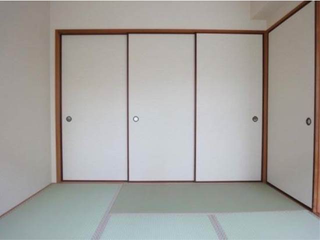 内装４