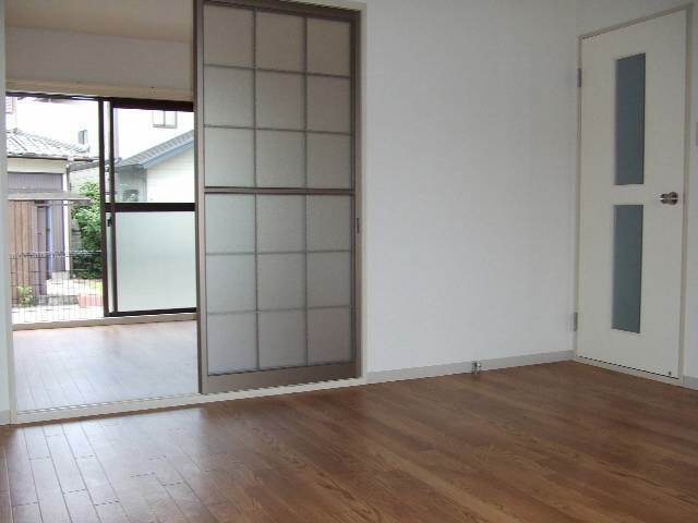 内装１