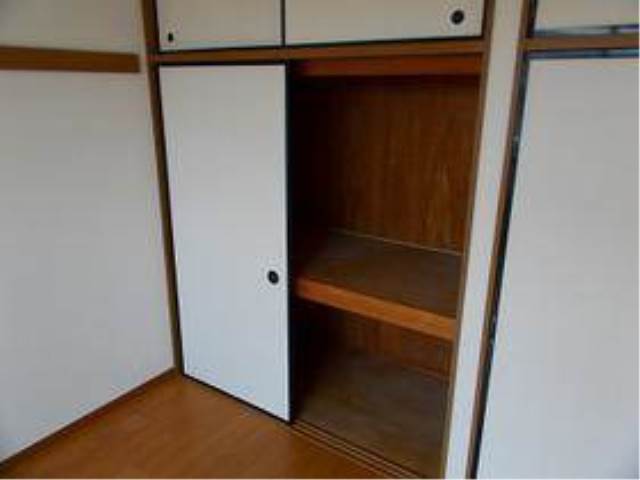 内装４
