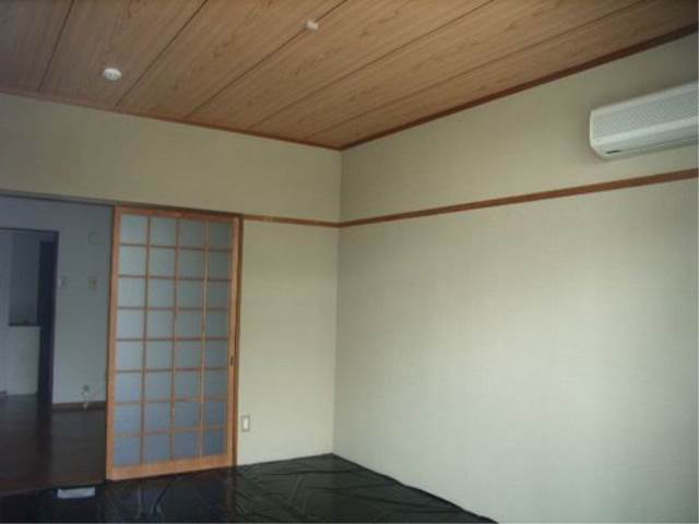 内装１