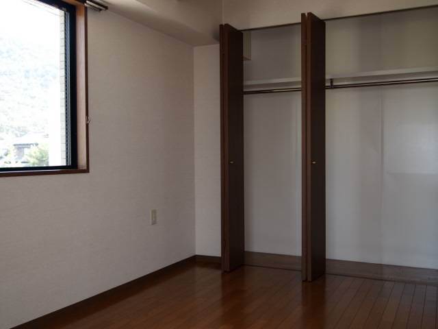 内装３