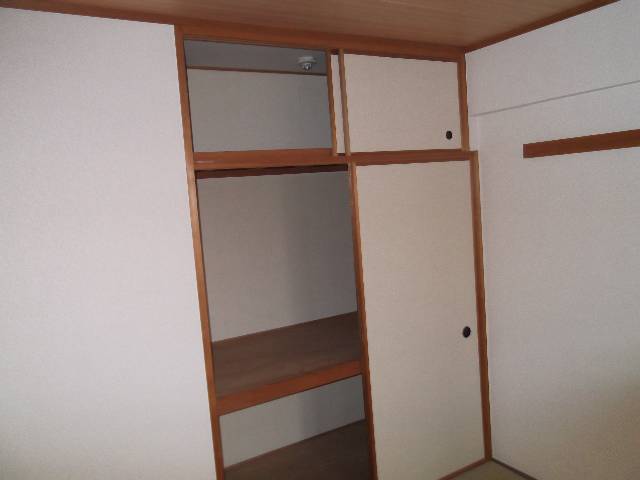内装７
