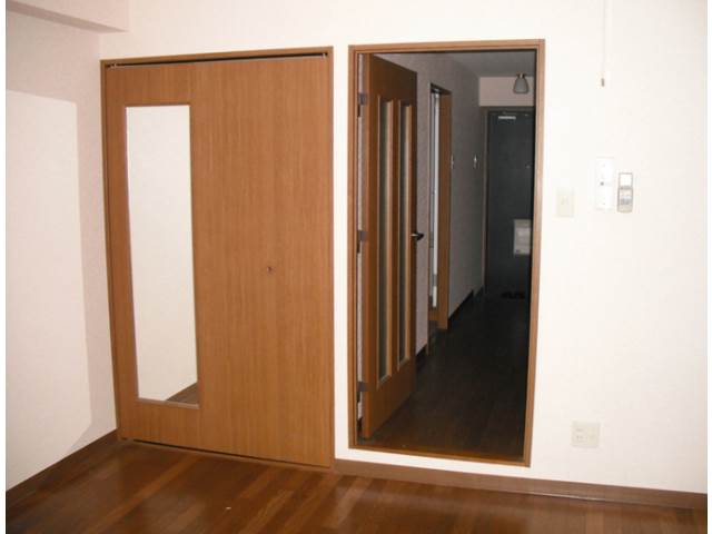 内装２