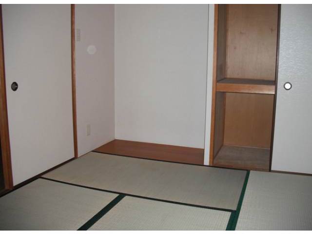 内装４