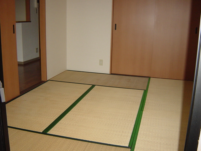 内装３