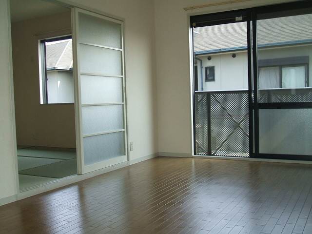 内装４