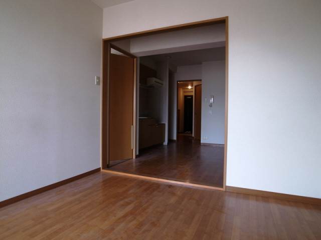 内装１