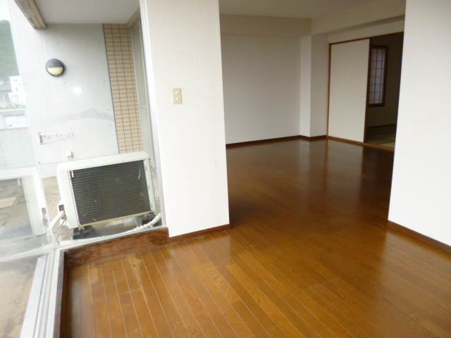 内装１