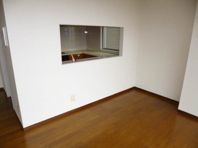 内装２