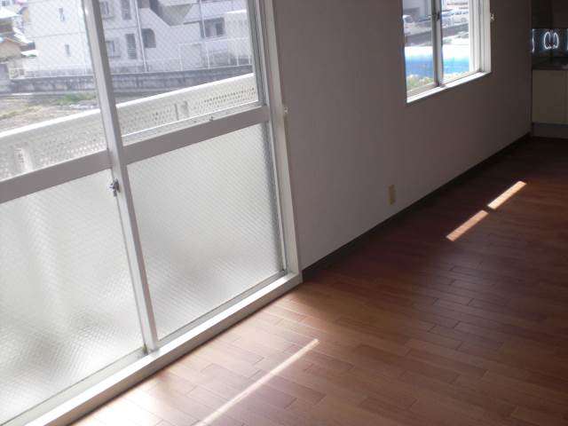 内装２