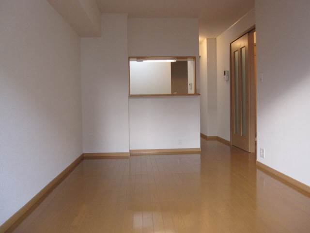内装３