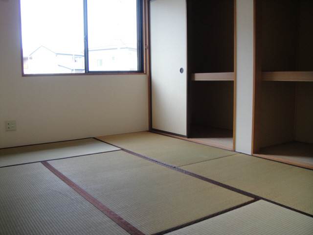 内装４