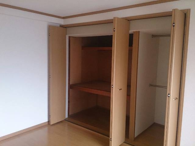 内装７