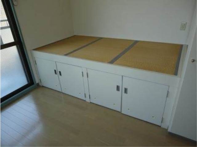 内装３