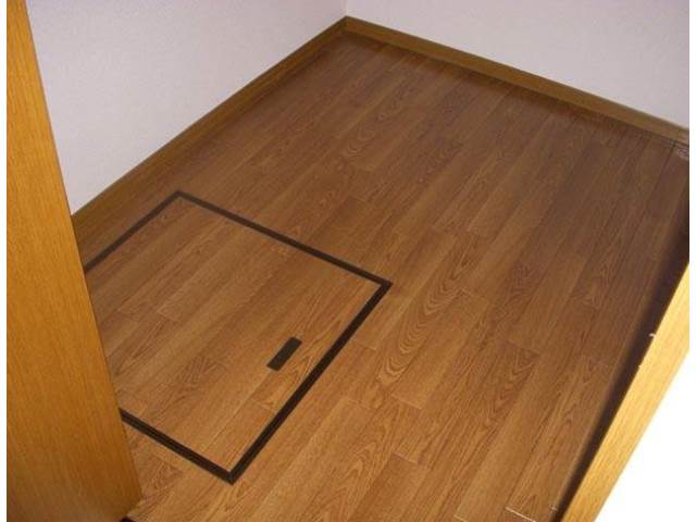 内装６