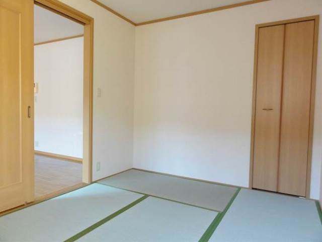 内装４