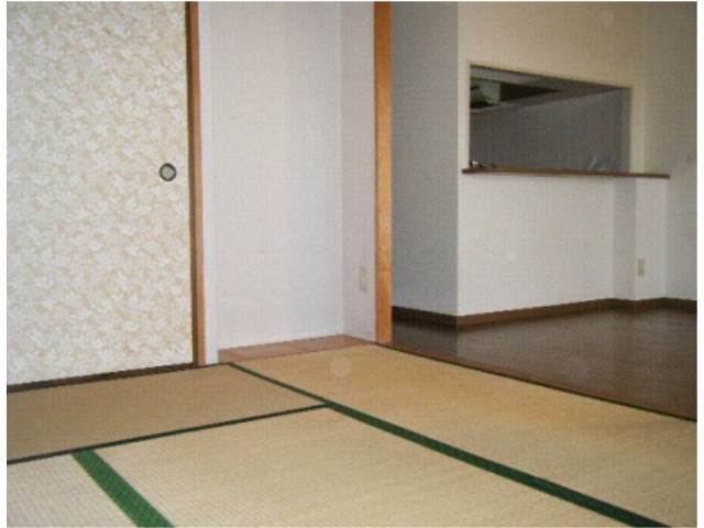 内装４